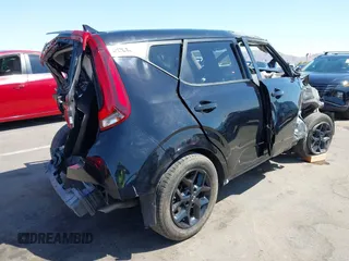 2021 Kia Soul S with VIN KNDJ23AUXM7131483, listed as a IAAI auction lot 42010872 with Not Provided miles and . Bid and sale history available at DreamBid. Image 4.