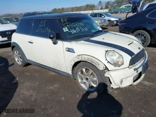 2008 MINI Cooper Hardtop S with VIN WMWMF73578TV35477, listed as a IAAI auction lot 41657111 with NaN miles. Bid and sale history available at carsss.com. Image 1.