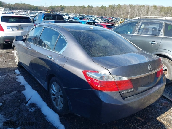 2015 Honda Accord Sedan EX-L with VIN 1HGCR2F86FA252870, listed as a IAAI auction lot 41269388 with 161,018 mi miles. Bid and sale history available at carsss.com. Image 3.