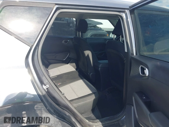 2020 Kia Soul S with VIN KNDJ23AU8L7735175, listed as a IAAI auction lot 41436799 with 125,581 mi miles. Bid and sale history available at carsss.com. Image 8.