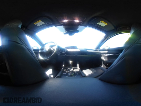 2021 Mazda 3 Select z VIN JM1BPAKL0M1321246, wystawiony jako IAAI lot #42031709 z przebiegiem 87 700 mil mil oraz . Historia ofert i sprzedaży dostępna na DreamBid. Obrazek 20.