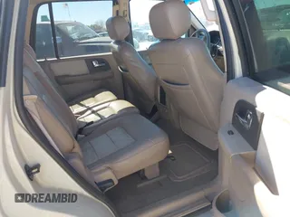 2005 Ford Expedition Limited with VIN 1FMFU20525LA93434, listed as a IAAI auction lot 41787625 with 242,057 mi miles. Bid and sale history available at carsss.com. Image 8.