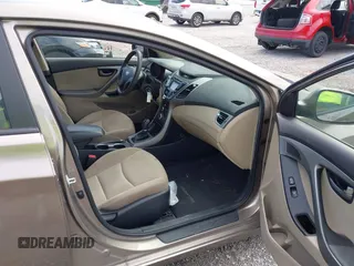 2016 Hyundai Elantra SE z VIN 5NPDH4AE6GH656681, wystawiony jako IAAI lot #41941750 z przebiegiem 110 289 mil mil oraz . Historia ofert i sprzedaży dostępna na DreamBid. Obrazek 5.
