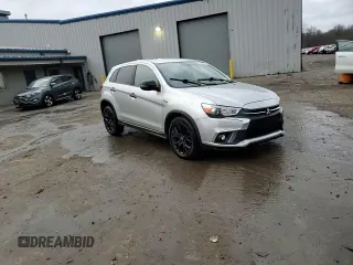 2019 Mitsubishi Outlander ES z VIN JA4AR3AU3KU022819, wystawiony jako Copart lot #48164425 z przebiegiem 61 965 mil mil oraz Szkody całkowita. Historia ofert i sprzedaży dostępna na DreamBid. Obrazek 15.
