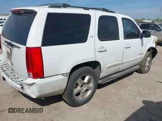 2007 Chevrolet Tahoe LTZ with VIN 1GNFC13007R139710, listed as a IAAI auction lot 41899509 with 215,004 mi miles and . Bid and sale history available at DreamBid. Image 4.