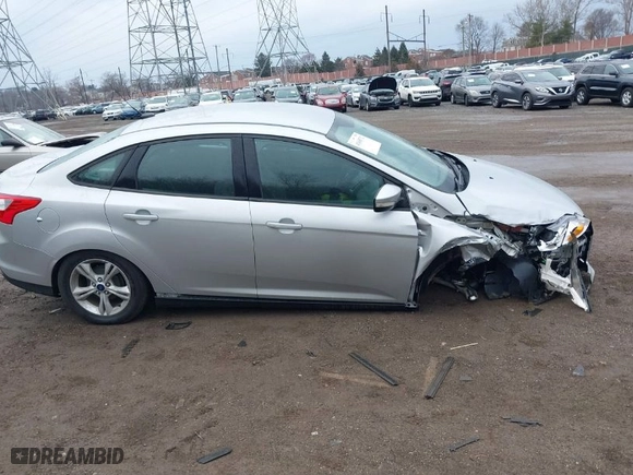 2014 Ford Focus SE with VIN 1FADP3F22EL425173, listed as a IAAI auction lot 41688732 with NaN miles. Bid and sale history available at carsss.com. Image 14.