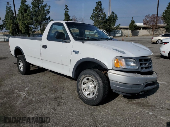 2000 Ford F-150 XL с VIN 1FTPF18L8YKA58312, выставлен на аукционе Copart как лот 45748355 с пробегом 200 263 миль миль и Списание • Salvage title. История ставок и продаж доступна на DreamBid. Изображение 4.