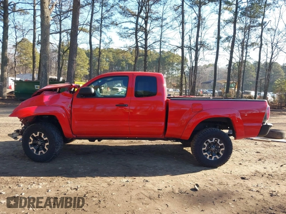 2005 Toyota Tacoma with VIN 5TEUU42N75Z129611, listed as a IAAI auction lot 41353085 with 263,074 mi miles and . Bid and sale history available at DreamBid. Image 15.