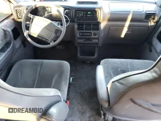 1994 Dodge Caravan Grand SE z VIN 1B4GH44R1RX330819, wystawiony jako Copart lot #83548684 z przebiegiem 187 408 mil mil oraz Szkody całkowita. Historia ofert i sprzedaży dostępna na DreamBid. Obrazek 8.