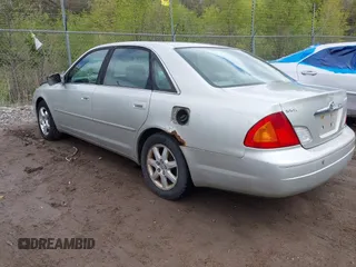 2000 Toyota Avalon XL with VIN 4T1BF28B8YU072752, listed as a IAAI auction lot 42202327 with Not Provided miles and . Bid and sale history available at DreamBid. Image 3.