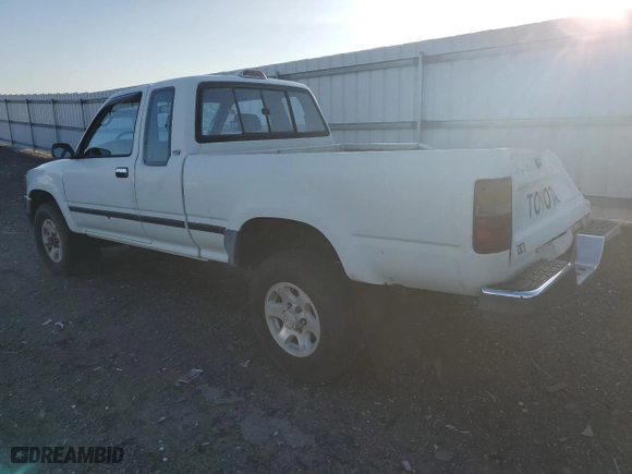 1994 Toyota 4WD Pickups DLX with VIN JT4VN13D1R5141994, listed as a Copart auction lot 51260545 with 141,752 mi miles and Salvage Title. Bid and sale history available at carsss.com. Image 2.