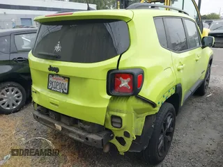 2018 Jeep Renegade Latitude with VIN ZACCJBBB1JPH86908, listed as a IAAI auction lot 42290840 with 82,517 mi miles and . Bid and sale history available at DreamBid. Image 17.