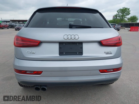 2018 Audi Q3 Premium Plus z VIN WA1JCCFS8JR023281, wystawiony jako IAAI lot #42071289 z przebiegiem 71 335 mil mil oraz . Historia ofert i sprzedaży dostępna na DreamBid. Obrazek 17.