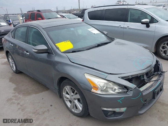 2015 Nissan Altima 2.5 S with VIN 1N4AL3AP8FC475921, listed as a IAAI auction lot 41698131 with 107,153 mi miles. Bid and sale history available at carsss.com. Image 1.