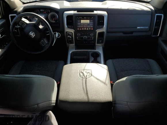 2017 Ram 1500 Big Horn z VIN 1C6RR7GT8HS555467, wystawiony jako Copart lot #48970155 z przebiegiem 37 909 mil mil oraz Szkoda całkowita • Salvage title. Historia ofert i sprzedaży dostępna na DreamBid. Obrazek 8.