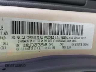 2015 Jeep Grand Cherokee Overland with VIN 1C4RJFCG5FC928085, listed as a IAAI auction lot 41540870 with 93,846 mi miles. Bid and sale history available at carsss.com. Image 9.