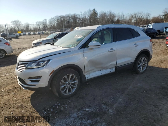 2016 Lincoln MKC Select с VIN 5LMCJ2D93GUJ21387, выставлен на аукционе Copart как лот 48626435 с пробегом 85 209 миль миль и Списание • Salvage title. История ставок и продаж доступна на DreamBid. Изображение 1.