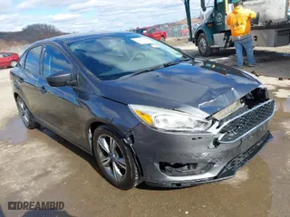 2016 Ford Focus S with VIN 1FADP3E25GL314430, listed as a IAAI auction lot 41811632 with 136,982 mi miles. Bid and sale history available at carsss.com. Image 1.