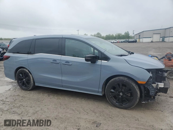 2024 Honda Odyssey Sport z VIN 5FNRL6H75RB057537, wystawiony jako Copart lot #57579345 z przebiegiem 6 463 mil mil oraz Szkoda całkowita • Salvage title. Historia ofert i sprzedaży dostępna na DreamBid. Obrazek 4.