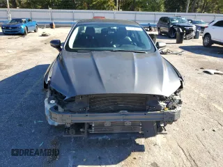 2017 Ford Fusion Hybrid SE with VIN 3FA6P0LU0HR374551, listed as a Copart auction lot 84612714 with 121,991 mi miles and Salvage title. Bid and sale history available at DreamBid. Image 5.