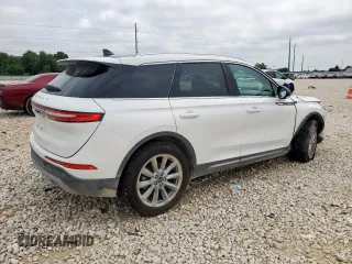 2022 Lincoln Corsair Standard z VIN 5LMCJ1C99NUL22171, wystawiony jako Copart lot #58306465 z przebiegiem 26 442 mil mil oraz Szkoda całkowita • Salvage title. Historia ofert i sprzedaży dostępna na DreamBid. Obrazek 3.
