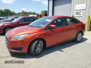 2018 Ford Focus SE z VIN 1FADP3F2XJL254750, wystawiony jako Copart lot #61907545 z przebiegiem 71 328 mil mil oraz Szkoda całkowita • Salvage title. Historia ofert i sprzedaży dostępna na DreamBid. Obrazek 1.