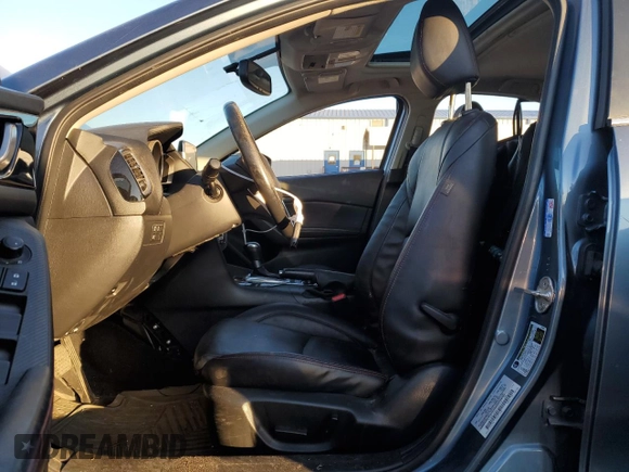 2015 Mazda 3 i Grand Touring z VIN JM1BM1W76F1225419, wystawiony jako Copart lot #74278093 z przebiegiem 102 059 mil mil oraz Szkoda całkowita • Salvage title. Historia ofert i sprzedaży dostępna na DreamBid. Obrazek 7.