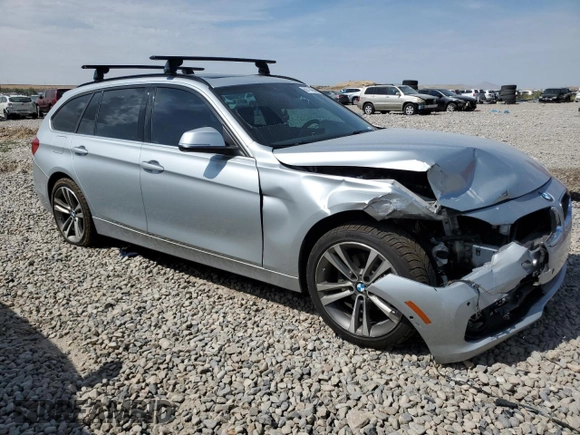 2017 BMW 3 Series 330i xDrive with VIN WBA8K3C52HK679126, listed as a Copart auction lot 69714084 with 89,420 mi miles and Salvage Title. Bid and sale history available at carsss.com. Image 4.