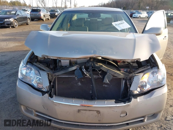 2006 Toyota Avalon XL with VIN 4T1BK36B96U125010, listed as a IAAI auction lot 41446847 with 84,984 mi miles. Bid and sale history available at carsss.com. Image 6.