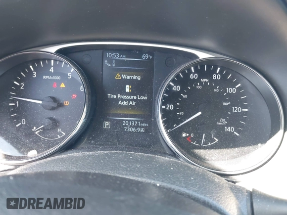 2016 Nissan Rogue SL with VIN 5N1AT2MV0GC755778, listed as a IAAI auction lot 42042335 with 201,371 mi miles and . Bid and sale history available at DreamBid. Image 7.