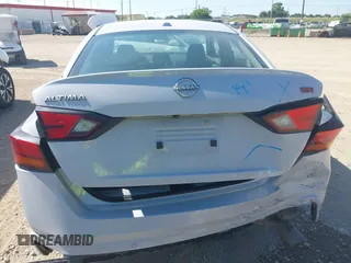 2024 Nissan Altima SR z VIN 1N4BL4CV5RN369697, wystawiony jako IAAI lot #42335803 z przebiegiem 29 820 mil mil oraz . Historia ofert i sprzedaży dostępna na DreamBid. Obrazek 16.