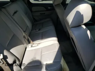 2013 Chevrolet Tahoe LT с VIN 1GNSCBE01DR158327, выставлен на аукционе Copart как лот 61760895 с пробегом 228 070 миль миль и Списание • Salvage title. История ставок и продаж доступна на DreamBid. Изображение 11.
