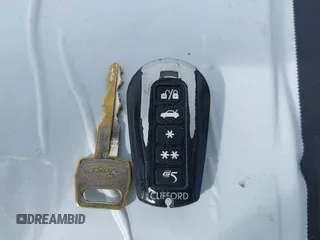 1989 Ford Escort z VIN 1FAPP9194KW249161, wystawiony jako IAAI lot #41988003 z przebiegiem 75 974 mil mil oraz . Historia ofert i sprzedaży dostępna na DreamBid. Obrazek 11.
