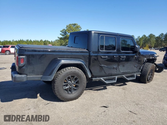 2021 Jeep Gladiator Sport S with VIN 1C6JJTAG5ML606050, listed as a Copart auction lot 45221215 with 43,529 mi miles and Salvage title. Bid and sale history available at DreamBid. Image 3.