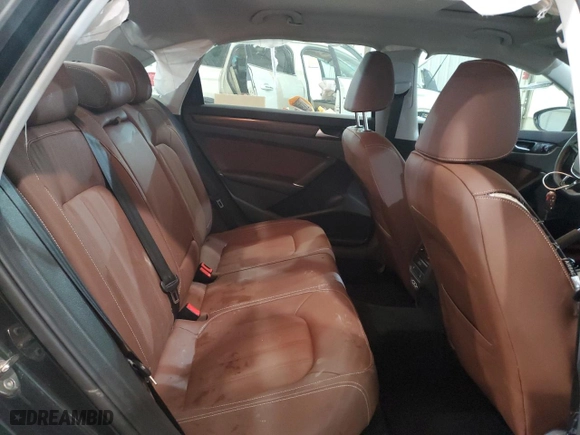 2022 Volkswagen Passat 2.0T Limited Edition with VIN 1VWBA7A30NC004575, listed as a Copart auction lot 68739082 with 19,049 mi miles. Bid and sale history available at carsss.com. Image 10.