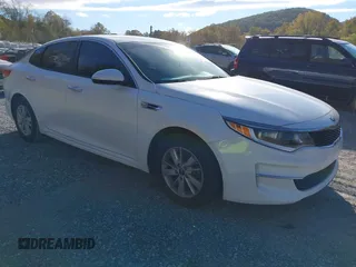 2016 Kia Optima LX with VIN 5XXGT4L31GG114472, listed as a IAAI auction lot 40584787 with 94,087 mi miles. Bid and sale history available at carsss.com. Image 1.
