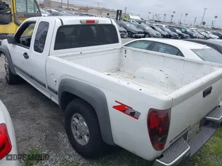 2007 Chevrolet Colorado LT w/1LT with VIN 1GCDS19E378209647, listed as a IAAI auction lot 41815002 with 300,253 mi miles. Bid and sale history available at carsss.com. Image 3.