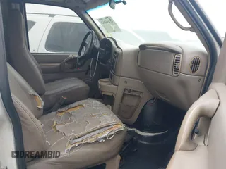 1998 Chevrolet Astro Cargo Van with VIN 1GCDM19W4WB133439, listed as a IAAI auction lot 41456062 with 310,476 mi miles. Bid and sale history available at carsss.com. Image 5.