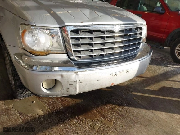 2009 Chrysler Aspen Limited with VIN 1A8HX58TX9F707619, listed as a IAAI auction lot 41061277 with 261,638 mi miles. Bid and sale history available at carsss.com. Image 6.