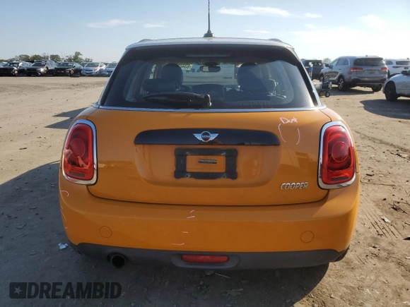 2016 MINI Hardtop 4 Door с VIN WMWXU1C51G2E16685, выставлен на аукционе Copart как лот 63425225 с пробегом 117 597 миль миль и Списание • Salvage title. История ставок и продаж доступна на DreamBid. Изображение 6.