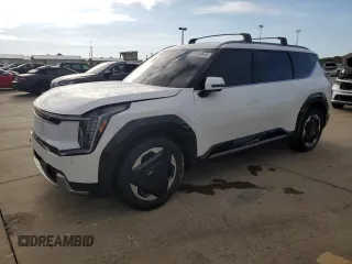 2024 Kia EV9 Land z VIN KNDADFS52R6027182, wystawiony jako Copart lot #73757814 z przebiegiem Nie podano mil oraz Nie do naprawy. Historia ofert i sprzedaży dostępna na DreamBid. Obrazek 1.