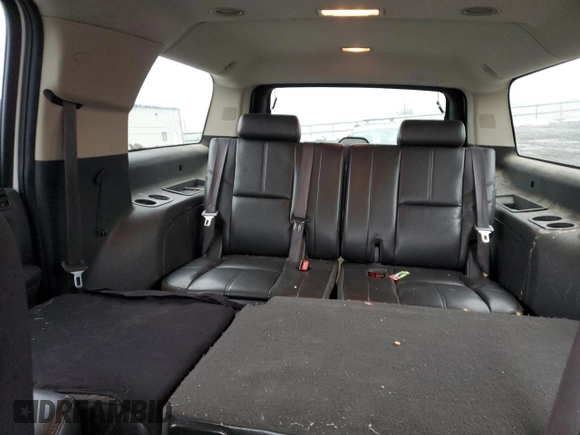 2013 GMC Yukon XL SLT z VIN 1GKS2KE74DR127036, wystawiony jako Copart lot #46916615 z przebiegiem 211 043 mil mil oraz Szkoda całkowita • Salvage title. Historia ofert i sprzedaży dostępna na DreamBid. Obrazek 10.