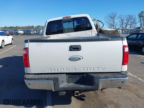 2012 Ford F-250 XL z VIN 1FT7X2BT7CEA65271, wystawiony jako IAAI lot #41892731 z przebiegiem Nie podano mil oraz . Historia ofert i sprzedaży dostępna na DreamBid. Obrazek 15.