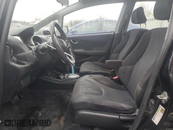 2010 Honda Fit Sport с VIN JHMGE8H41AC026322, выставлен на аукционе Copart как лот 57626035 с пробегом 173 731 миль миль и Списание • Salvage title. История ставок и продаж доступна на DreamBid. Изображение 7.