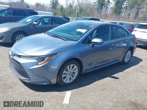 2024 Toyota Corolla LE with VIN 5YFB4MDE7RP104403, listed as a IAAI auction lot 42026197 with 9,939 mi miles and . Bid and sale history available at carsss.com. Image 2.