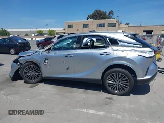 2024 Lexus RX 350h с VIN 2T2BBMCA7RC048589, выставлен на аукционе IAAI как лот 42141636 с пробегом 6 405 миль миль и . История ставок и продаж доступна на DreamBid. Изображение 15.