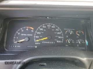 1995 GMC Yukon with VIN 1GKEK18K2SJ700616, listed as a Copart auction lot 68582034 with 205,980 mi miles and Salvage Title. Bid and sale history available at carsss.com. Image 9.