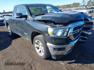 2022 Ram 1500 Big Horn z VIN 1C6RRFBG3NN341419, wystawiony jako IAAI lot #41404023 z przebiegiem 46 404 mil mil oraz . Historia ofert i sprzedaży dostępna na DreamBid. Obrazek 1.
