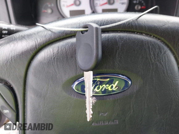 2005 Ford Escape Limited z VIN 1FMCU94195KB15941, wystawiony jako IAAI lot #42182691 z przebiegiem 193 304 mil mil oraz . Historia ofert i sprzedaży dostępna na DreamBid. Obrazek 11.