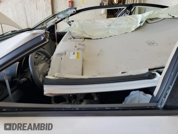 2010 Mazda 3 i Sport z VIN JM1BL1SF0A1339120, wystawiony jako Copart lot #57704395 z przebiegiem Nie podano mil oraz Szkoda całkowita • Salvage title. Historia ofert i sprzedaży dostępna na DreamBid. Obrazek 7.